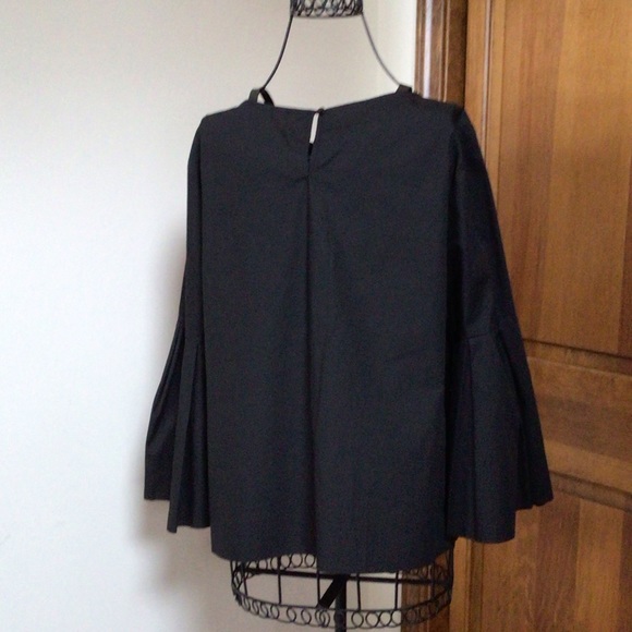 Jealous tomato embroidery top, New, Large - Picture 5 of 7